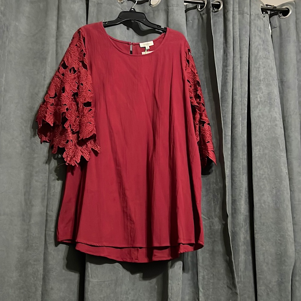 NWT Umgee 1XL. Wine colored shirt dress or top